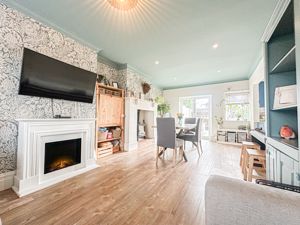 Photo 32- click for photo gallery